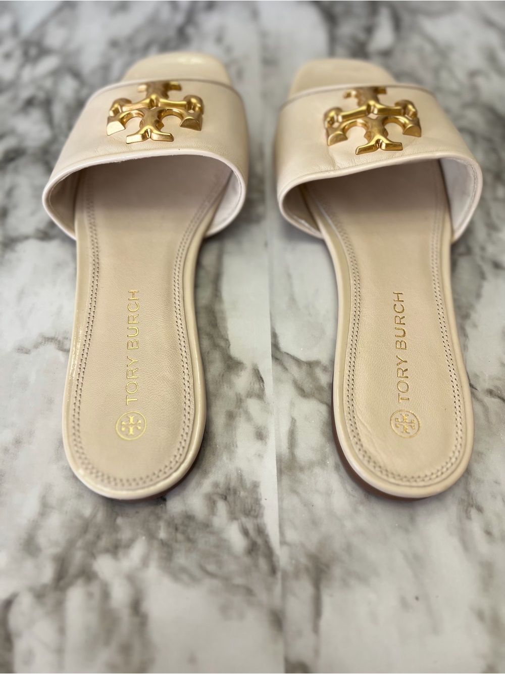 Tory Burch Eleanor Ivory Leather Slide Sandals with Gold Logo Womens 9 - Picture 3 of 6
